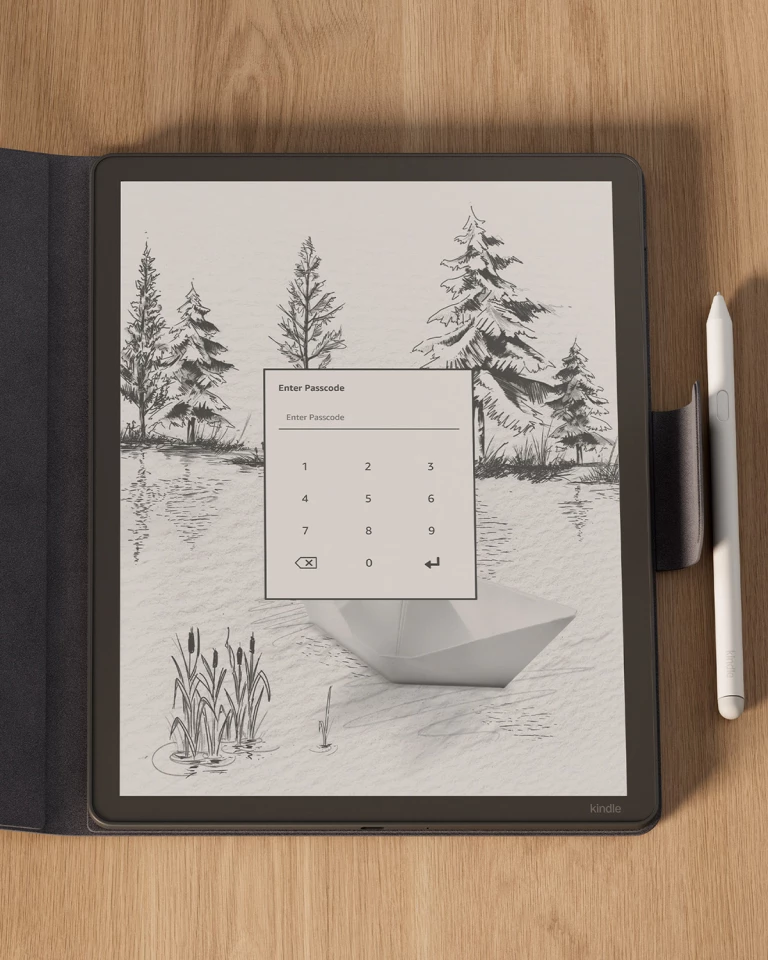 Scribe Colorsoft je vodotěsná, přichází s magneticky připevněným stylusem a slibuje až 8 týdnů čtení na jediný náboj