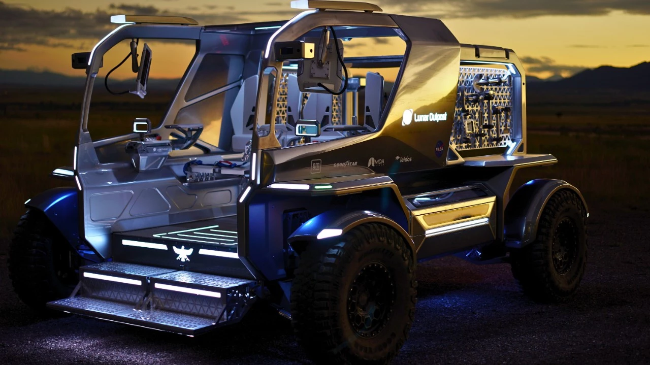 Vozidlo lunárního terénu se vyvíjí tak, aby vydrželo extrémní podmínky povrchu měsíce