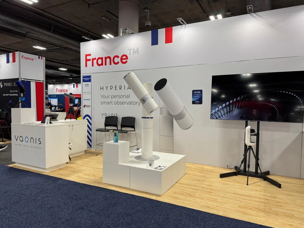 Inteligentní observatoř Hyperia zaujímá čestné místo na stánku Vaonis CES 2026, kde byla uvedena na trh za 99 000 $